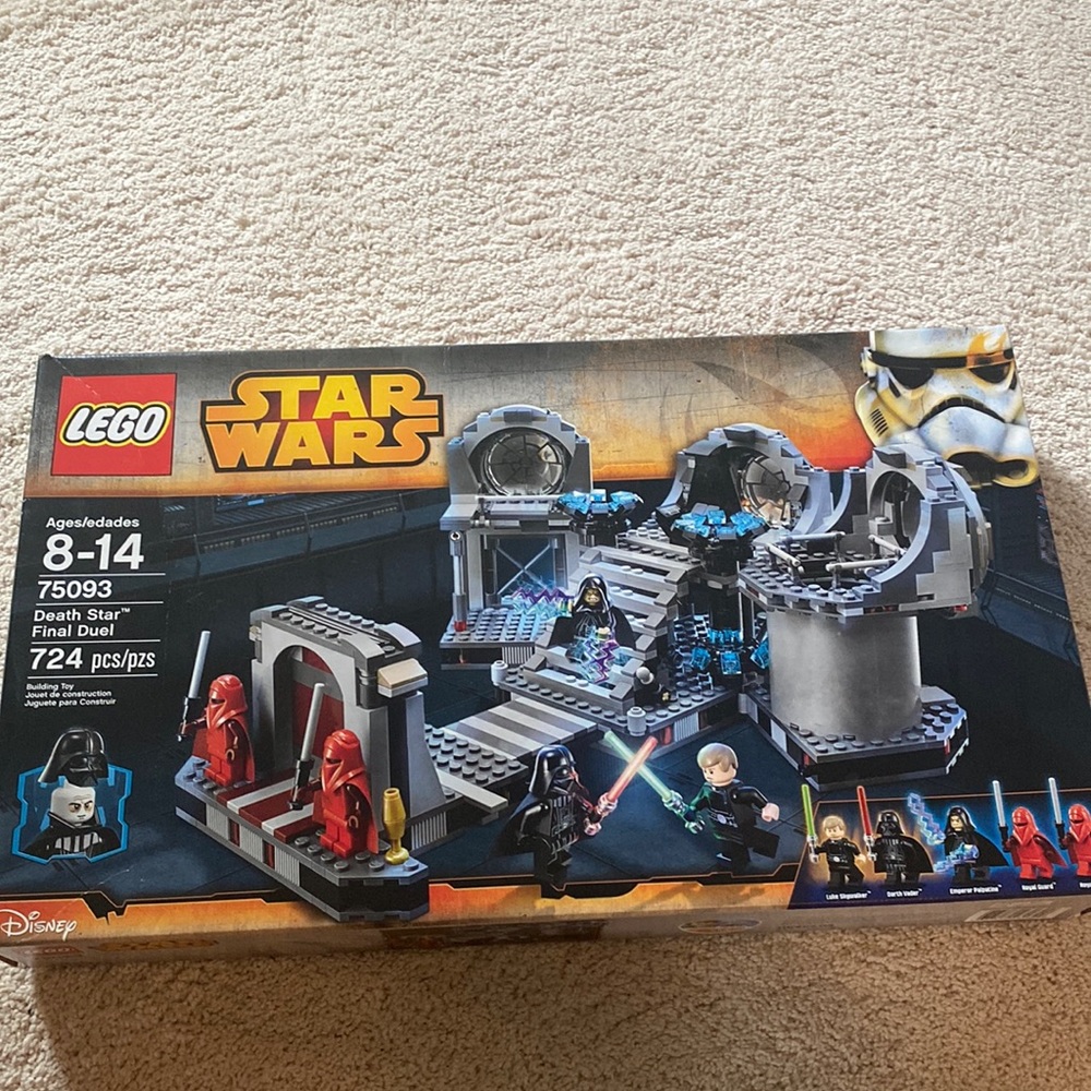 Brand new Star Wars Lego Death Star Final Duel 75093.